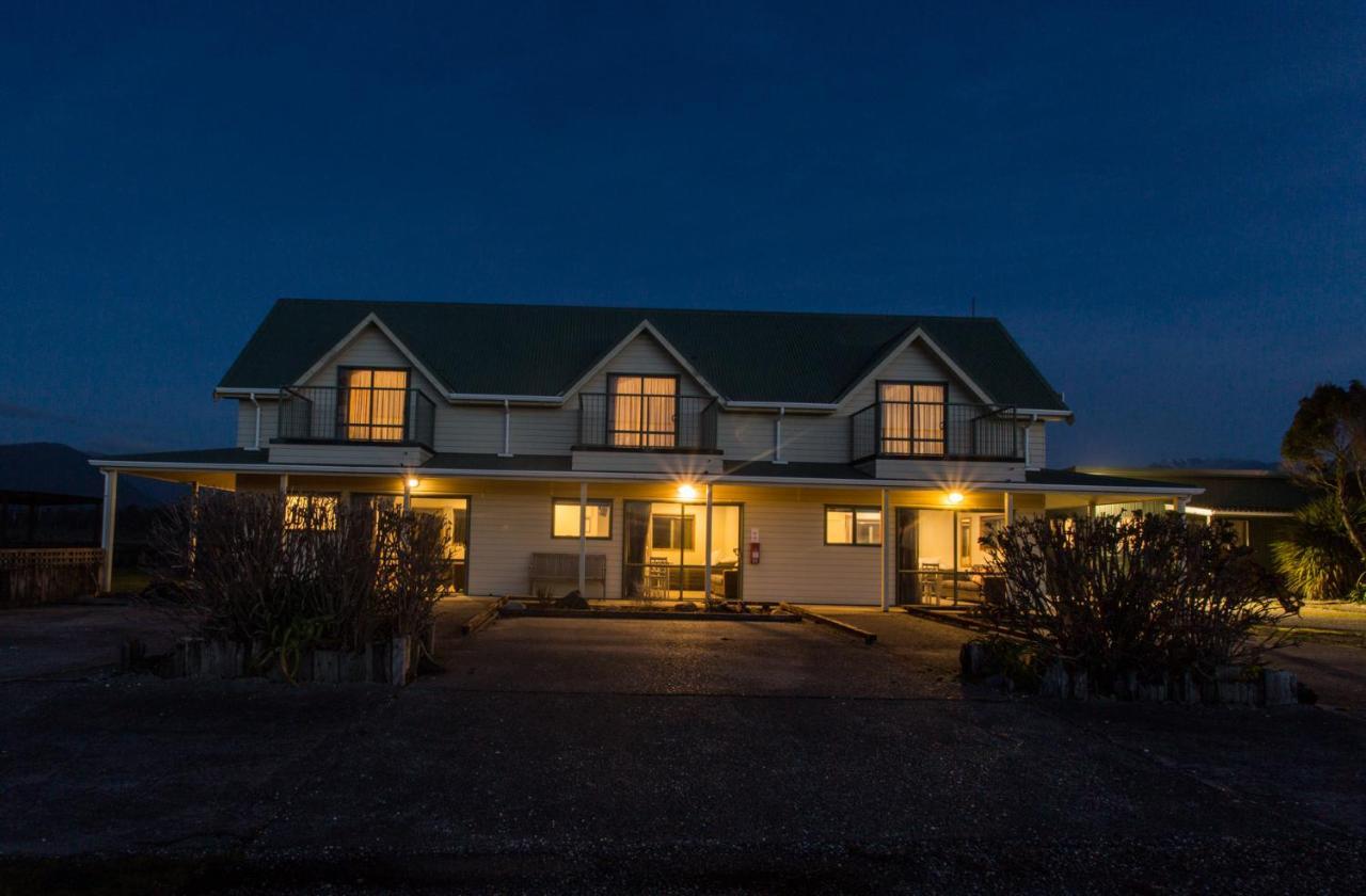Haast Beach Motel Eksteriør bilde