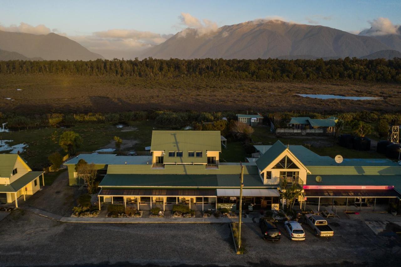 Haast Beach Motel Eksteriør bilde