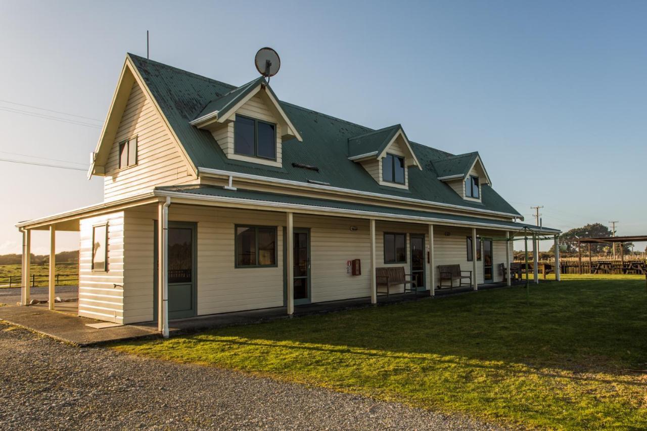 Haast Beach Motel Eksteriør bilde