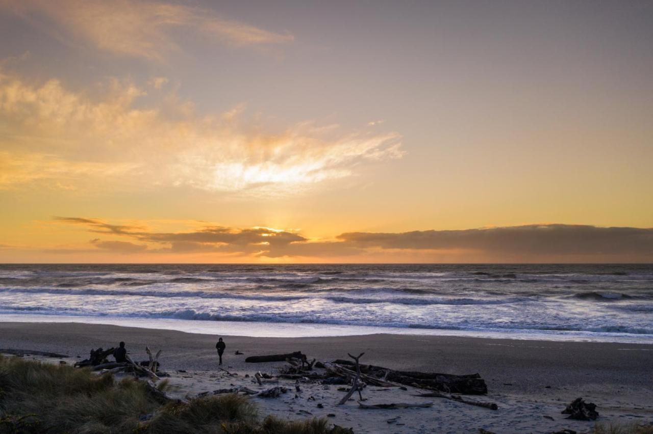 Haast Beach Motel Eksteriør bilde