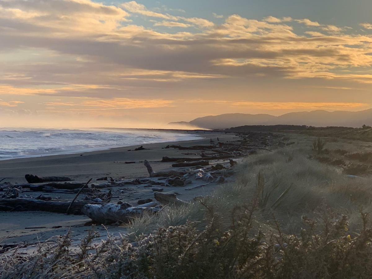 Haast Beach Motel Eksteriør bilde